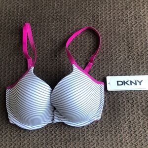 DKNY T-Shirt Bra Criss-cross Versatility Underwire Padded Women's Size 30DD NWT